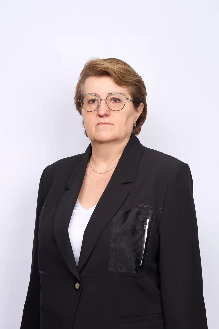 Табак Лариса Владимировна