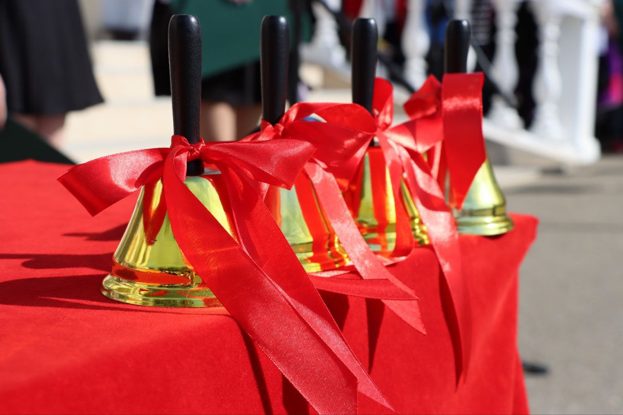 Праздник последнего школьного звонка. Детский, юношеский, молодежный праздничный день в Краснодарском крае