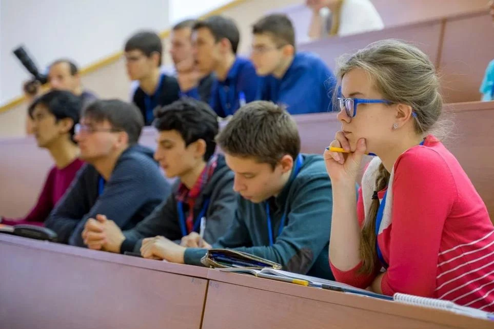 Всероссийская олимпиада по русскому языку среди старшеклассников и студентов